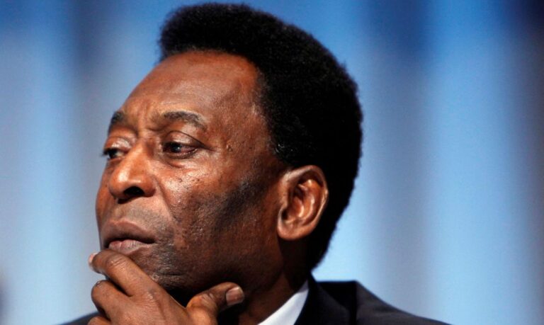 2022-12-29t185804z_1522725334_rc2svg7ht7gd_rtrmadp_3_soccer-pele