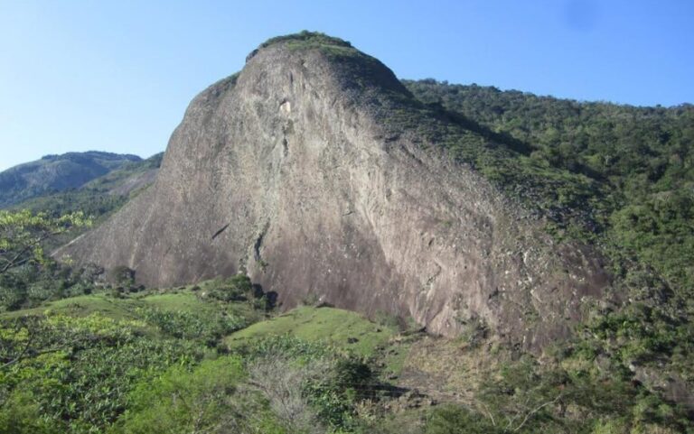 Pedra do Elefante em Guarapari