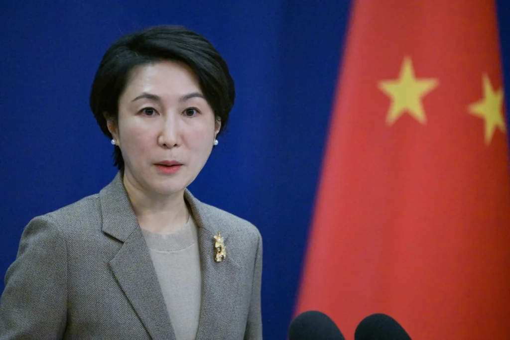 Crise diplomática: China exige retratação do Japão e alerta para ‘severas contramedidas’